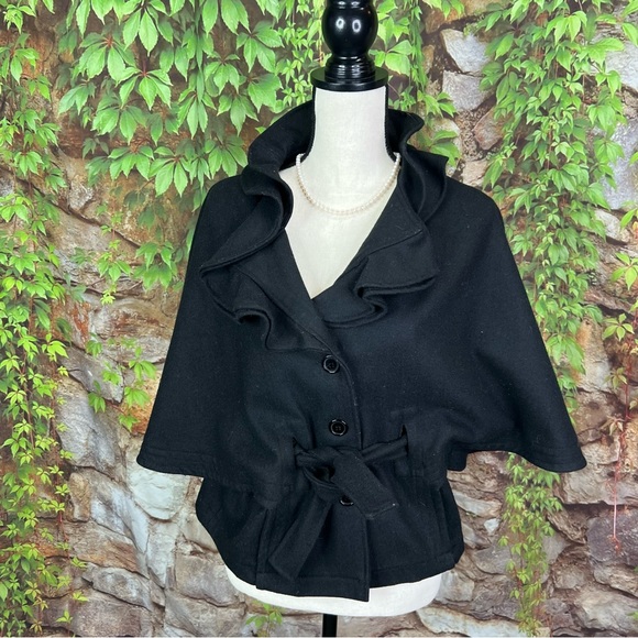 VINTAGE HELEN WELSH Black Wool Cropped Cape, S - Picture 2 of 9